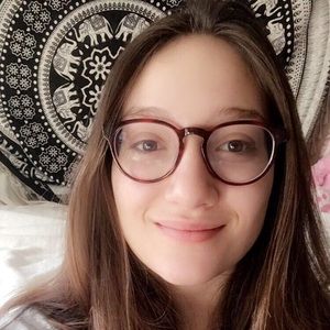 Meet your Posher, Veronica